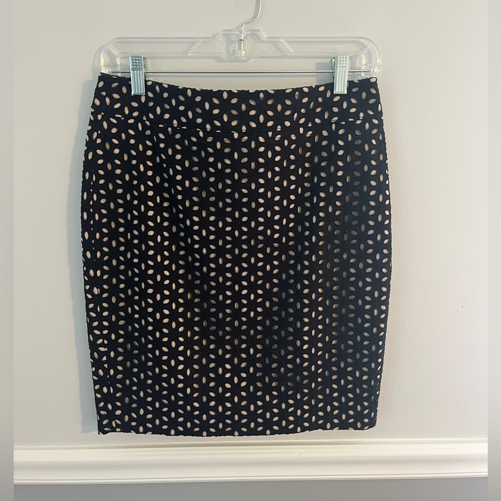 Ann Taylor LOFT Petite Black/Beige Eyelet Pencil Skirt
